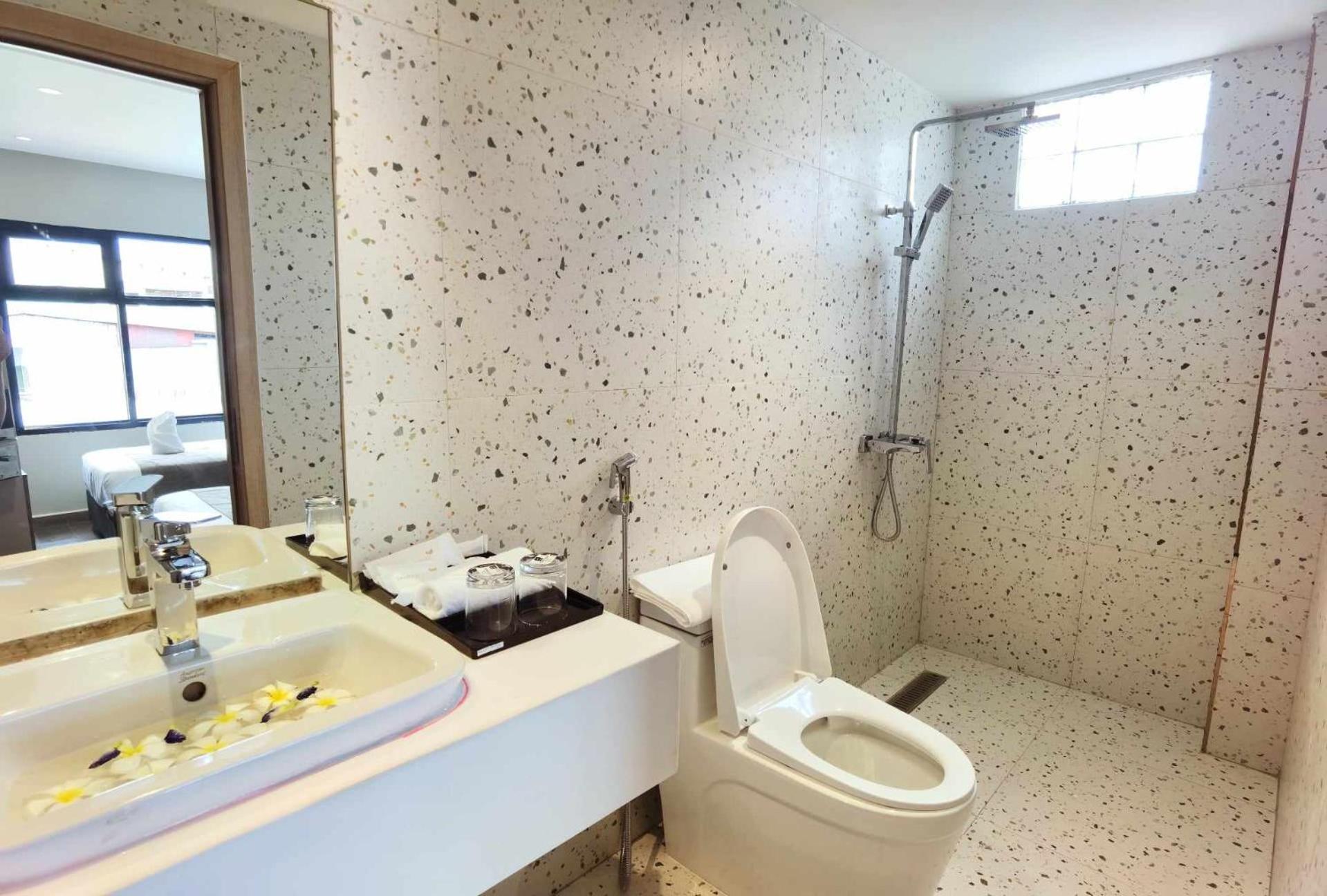 ויינטיאן Lucie Hotel מראה חיצוני תמונה
